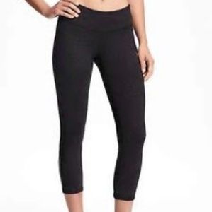 Old Navy Black Capri Leggings - NWT